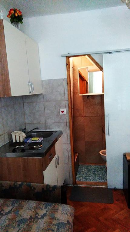 Apartment Filip Vrbnik Exterior photo